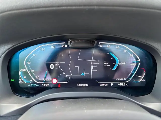 BMW iX3