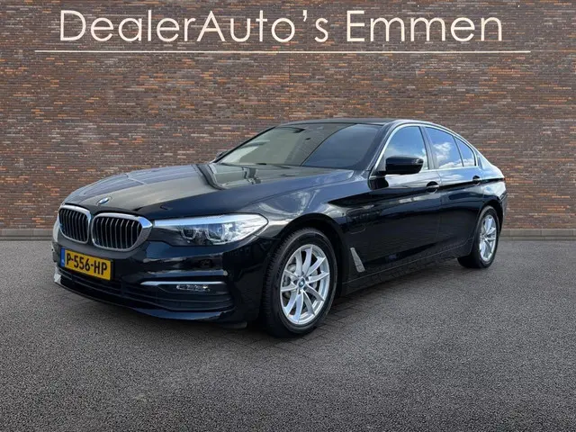 BMW 5-serie 530e iPerformance ECC LMV NAVI LED