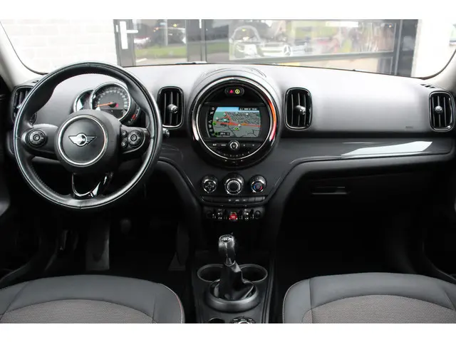 MINI Mini Countryman 1.5 / Carplay / Navigatie / N.A.P.