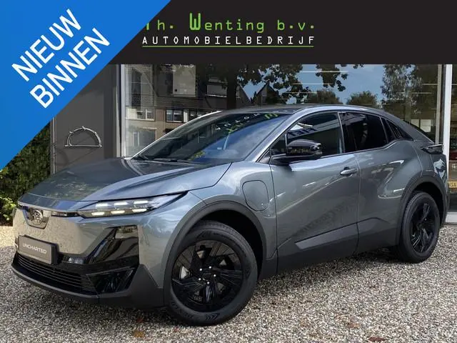 Subaru Uncharted 2E-xcite 57.7 kWh | Direct Leverbaar | 8 Jaar garantie | Stoelverwarming | Adaptiev...