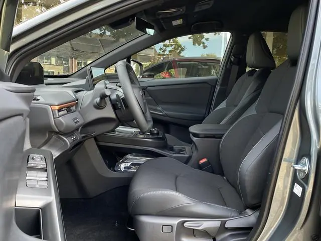 Subaru Uncharted 2E-xcite 57.7 kWh | Direct Leverbaar | 8 Jaar garantie | Stoelverwarming | Adaptiev...