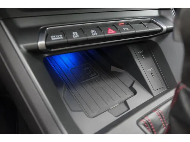 Audi RSQ3