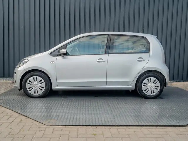 Volkswagen Up! 1.0 move up! BlueMotion | Airco | Navi | Bluetooth | Prijs Rijklaar!!
