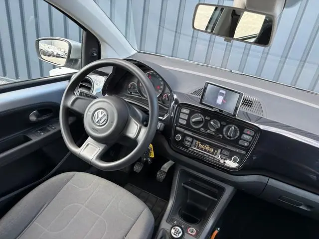 Volkswagen up!