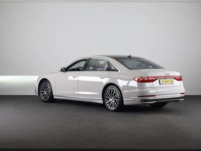 Audi A8 60 TFSI e quattro Lang 462 pk Tiptronic | Verlengde garantie | Navigatie | Panoramadak | Par...