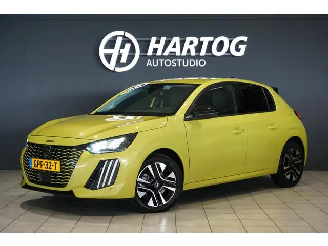 Peugeot 208 Hybrid 100 e-DCS6 Allure + ADAPTIEVE CRUISE / CAMERA / KEYLESS / CARPLAY