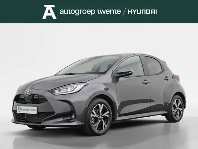 Toyota Yaris 1.5 Hybrid 115 Dynamic | LED | Camera | Private lease 459 pm