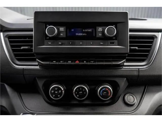 Nissan Primastar