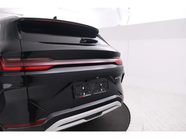 BYD SEAL U