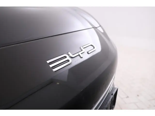 BYD SEAL U