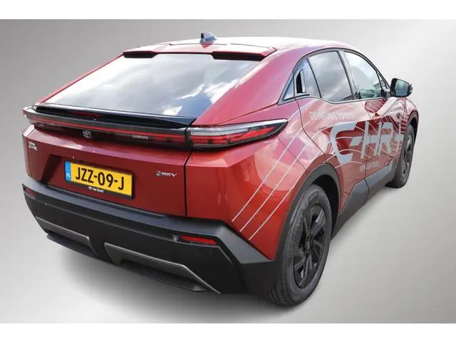 Toyota CHR +