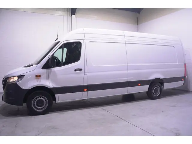 Mercedes Benz Sprinter 317 CDI 170 pk L4H2 Extra Lang Nieuw Model 360 Camera, Navi, Laadruimte Pakke...