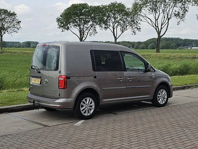 VOLKSWAGEN CADDY 2.0 marge 102pk navi!