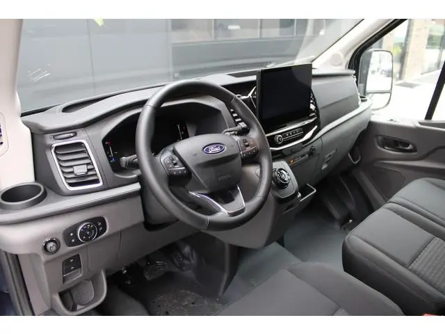 Ford Transit 350 2.0 TDCI L3H2 Limited 165pk - LUCHTVERING - ACC - Blind Spot - 360 camera - Navigat...