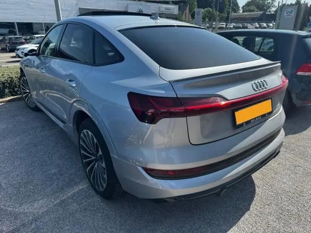 Audi e-tron Sportback 55 QUATTRO S EDITION 95 kWh Pano | Leder | Digitale spiegels | Donkere hemel