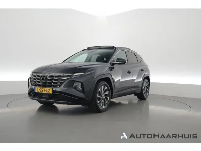 Hyundai Tucson 1.6 T-GDI MHEV Comfort | Pano | Trekhaak | Camera | Stoel- Stuurverw. | Nav | CarPlay...
