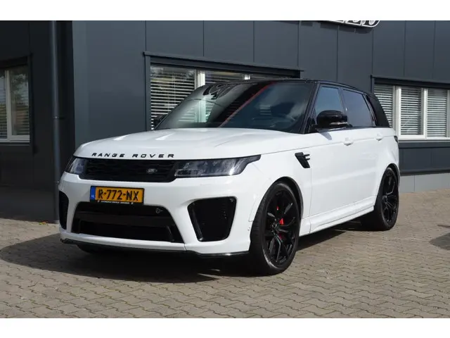 Land Rover Range Rover Rangerover Sport P575 SVR Carbon Edition,Panoramadak.