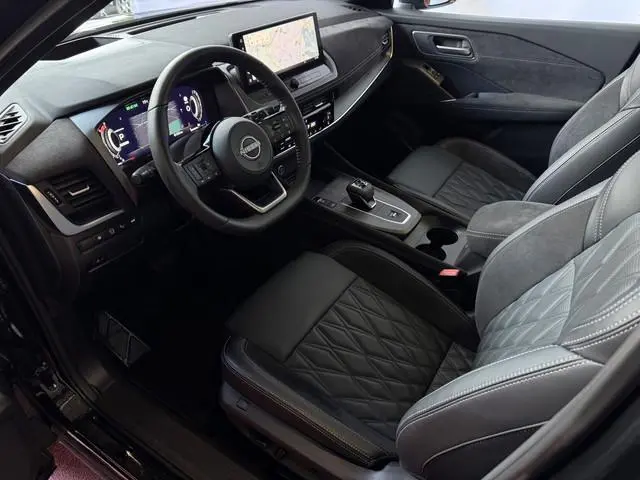 Nissan Qashqai 1.3 MHEV 160PK TEKNA PLUS BOSE  20''LMV  LEER ALCANTARA PANO MASSAGE BOSE STOEL/STUUR...