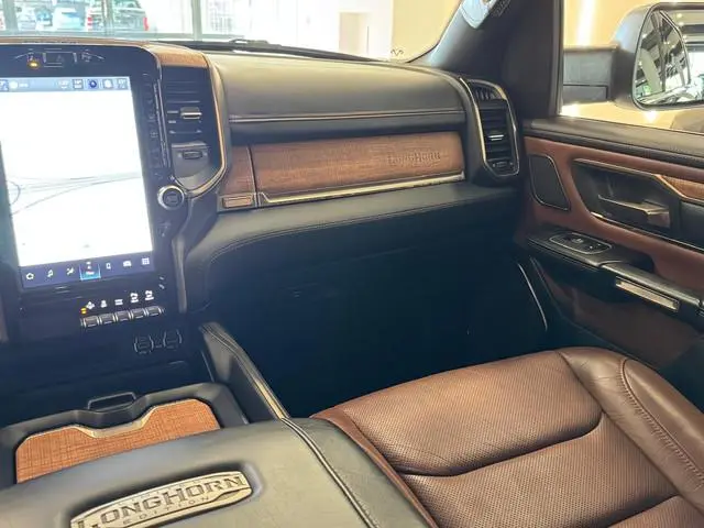 Dodge Ram Van