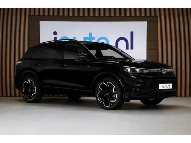 Volkswagen Tiguan 1.5 eHybrid 272pk R-Line Black Style Pano/Leder/IQ.Light HD/360/Headup/HK/Keyless/...