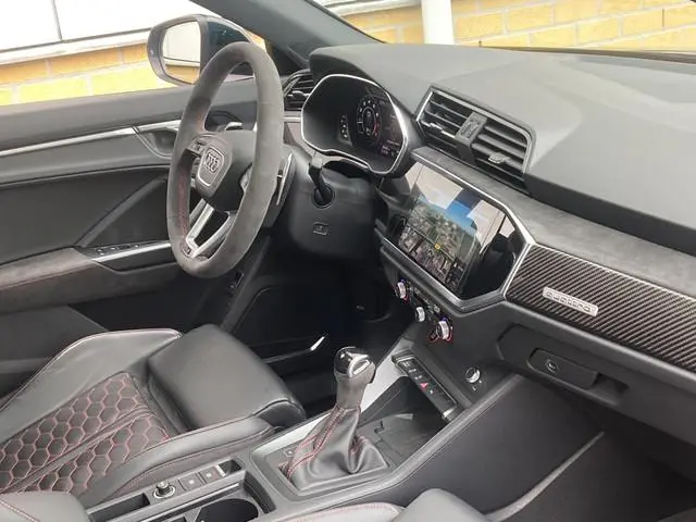 Audi RSQ3