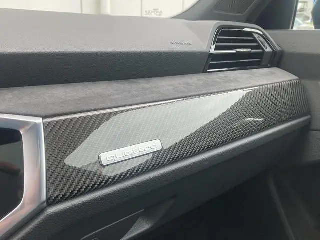 Audi RSQ3