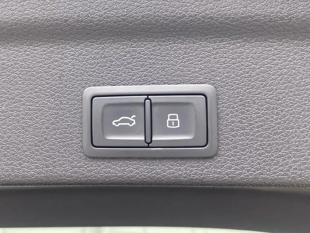 Audi RSQ3
