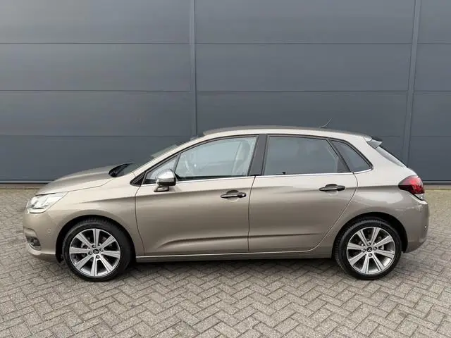 Citroën C4
