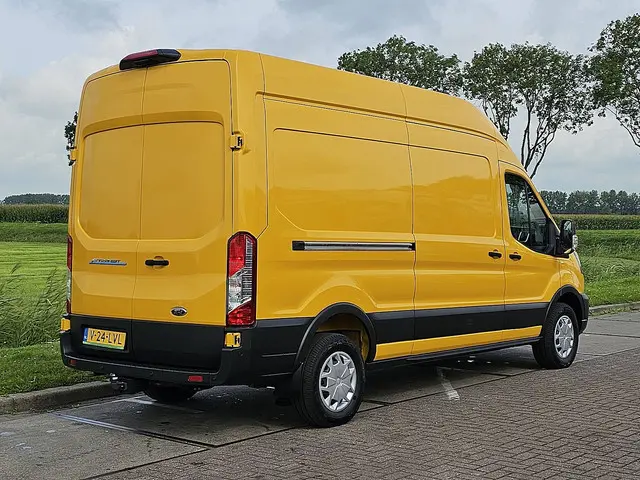 Ford E-Transit