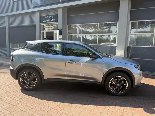 Alfa Romeo Junior