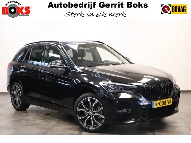 BMW X1 sDrive20i High Executive M-sport Panoramadak PDC Trekhaak NAP Head-Up ! 2e Paasdag geopend va...