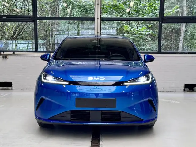 BYD DOLPHIN G 1.5L DM-i Boost | Carplay | Achteruitrij Camera | Stoel/Stuurverwarming |
