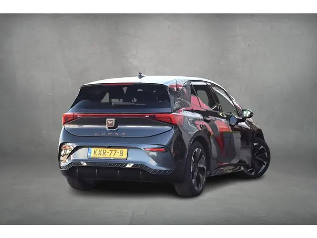 CUPRA Born Performance 82 kWh | SOH: 94,8 % | Stuur- en Stoelverw. | Sportstoelen | LED