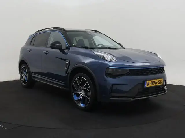 Lynk & Co 01 1.5 | PANO | LED | VC | ACC | Winterpakket | Memory | Clima | Navi |