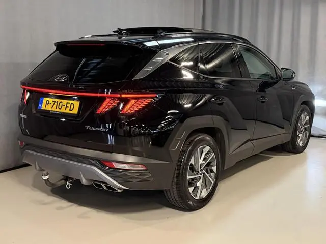 Hyundai Tucson 1.6 T-GDI MHEV Comfort 17"/Panoramadak/Trekhaak/Keyless/Adaptieve cruise/Camera/Stoel...