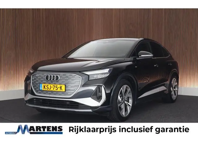 Audi Q4 Sportback e-tron 40 204pk S Edition 77 kWh SOH 91% Stoelverwarming Camera HUD Keyless ACC