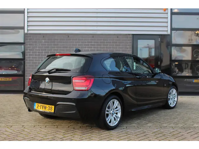 BMW 1-serie 116i Executive M Sport / Xenon / Trekhaak / N.A.P.