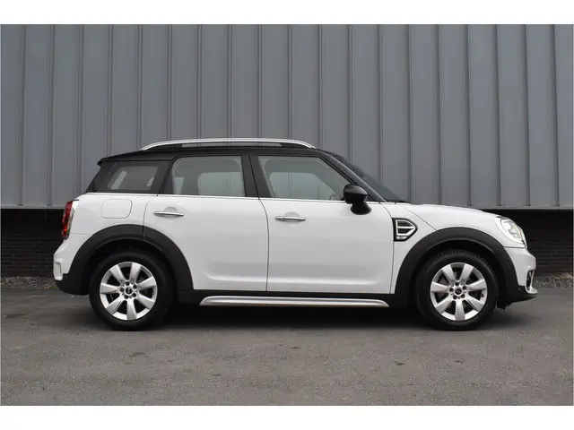 MINI Mini Countryman 1.5 Cooper Chili | Trekhaak | Keyless | Navi | Clima | NL Auto
