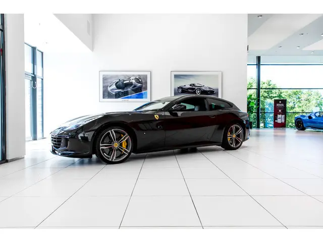 Ferrari GTC4Lusso