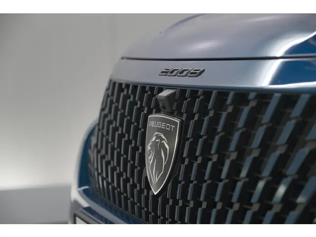 Peugeot 2008 1.2 Hybrid 145 Allure | Vision Plus Pakket | 360 Camera | Adaptieve Cruise Control