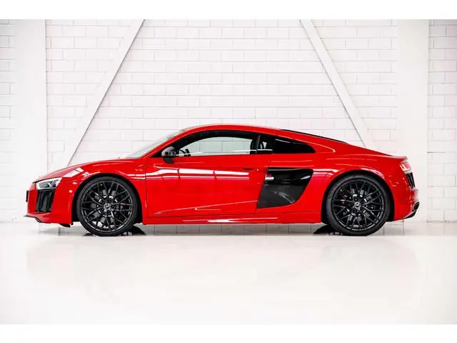 Audi R8 5.2 FSI RWS 1 of 999