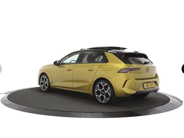 Opel Astra 1.6 Hybrid GS Line Panoramadak / 360 camera / Trekhaak