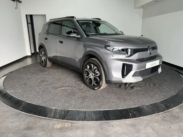 Citroën Ë-C3 Aircross Plus 113pk Comfort Range 44 kWh 11 kw lader | Apple Carplay | Parkeercamera ni...
