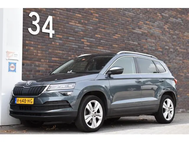 Skoda Karoq 1.5 TSI LEDER LMV NAVIGATIE CRUISE