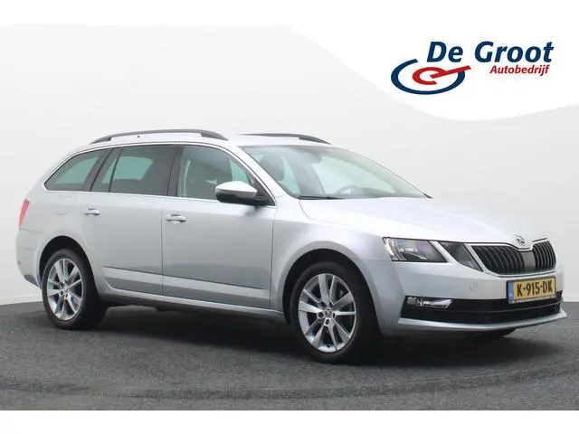 ŠKODA Octavia Combi 1.5 TSI DSG Greentech Business Edition Camera, Apple Carplay, Trekhaak, Climate,...