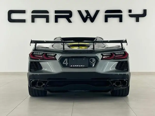 Corvette C8
