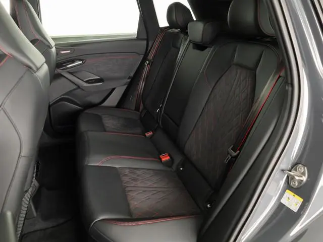 Audi SQ6 e-tron