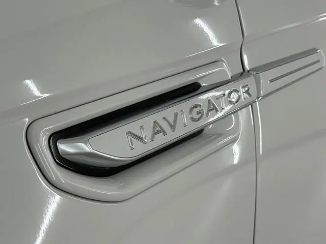 Lincoln Navigator