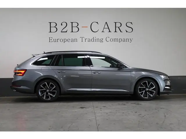 Skoda Superb Combi 1.5 TSI ACT Sportline LED - Virtual - Camera
