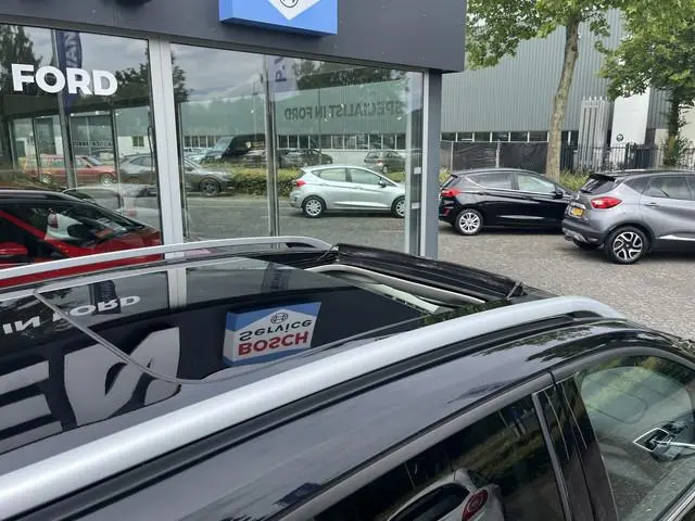 Ford Kuga 1.5 EcoBoost Vignale iAWD 176pk/129kW Automaat | Full Options | Panoramadak | Afn. trekhaa...